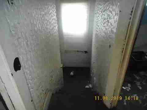 2251 Highland (55)_m.jpg